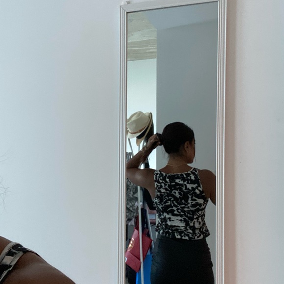 Silk like material armani exchange dress - Picture 2 of 2